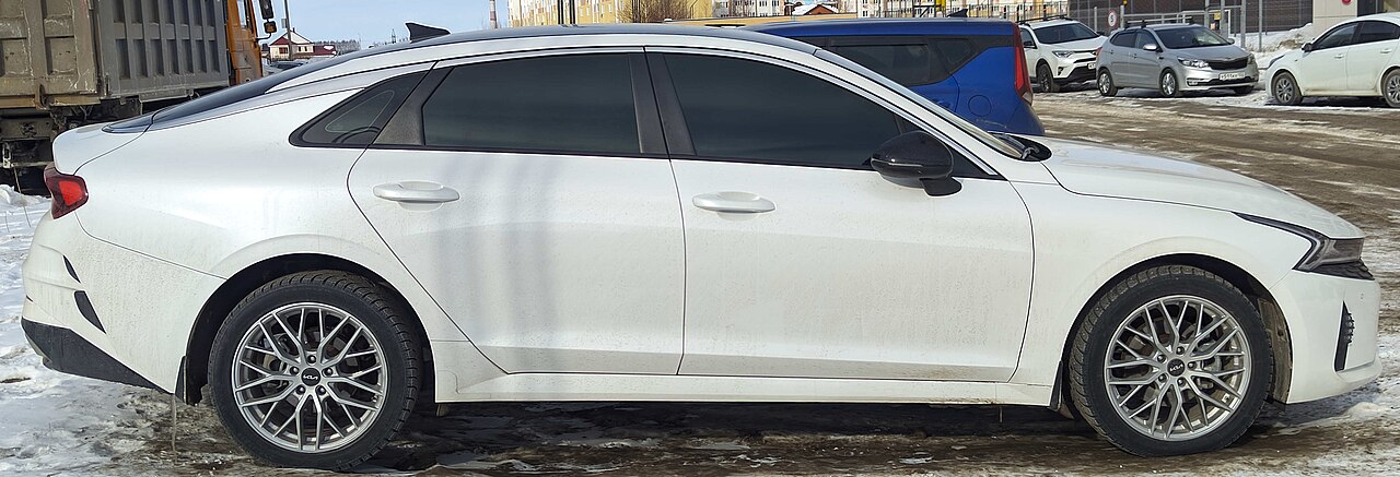 كيا K5 LX